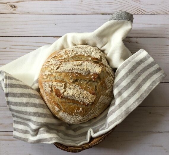 Simple Homemade Artisan Bread Warm from your Oven!